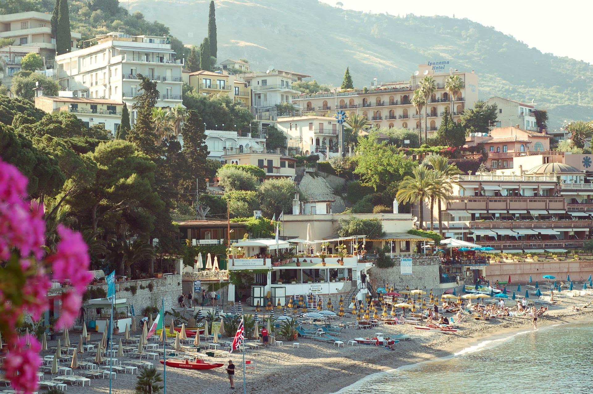 Utsikt över en strand i Italien
